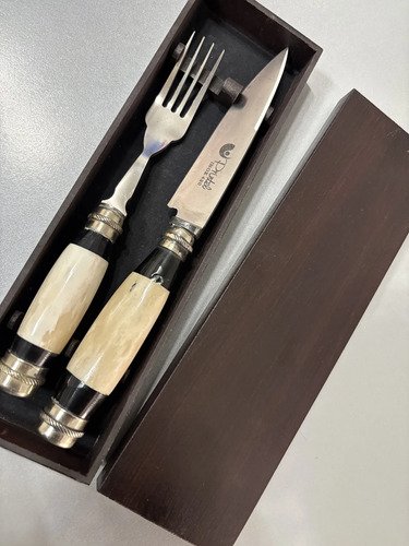 Juego De Cubiertos Parillero Artesanal Caja Madera Personali Beige Y Negro - Imagen 6