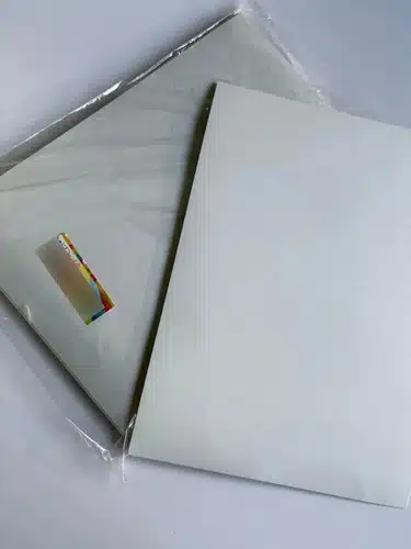 Papel Cartulina Encapado 220 Grs. A4 Pack X 100 Unidades Blanco