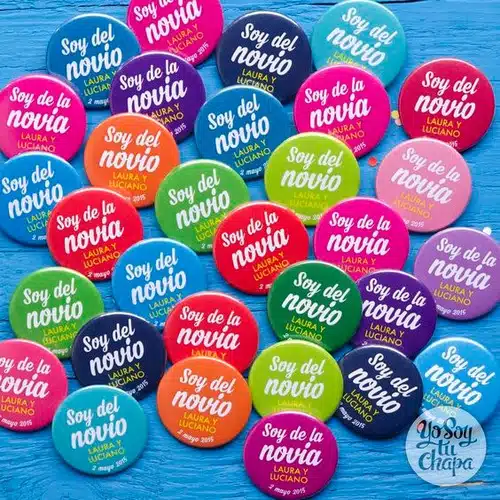 Pin Botón Personalizado 38 Mm Con Prendedor Pack 40 Unidades - Imagen 2
